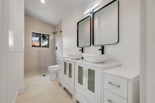 Building Photo - 7151 NW 45th Ct