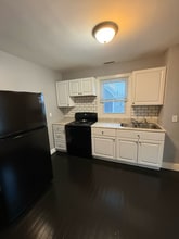 Building Photo - 433 Kolping Ave