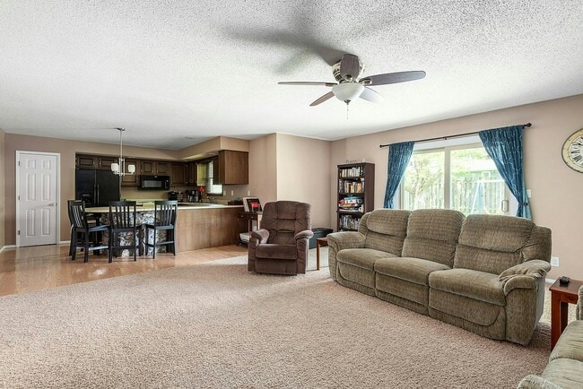 Building Photo - 4108 W Kings Row St