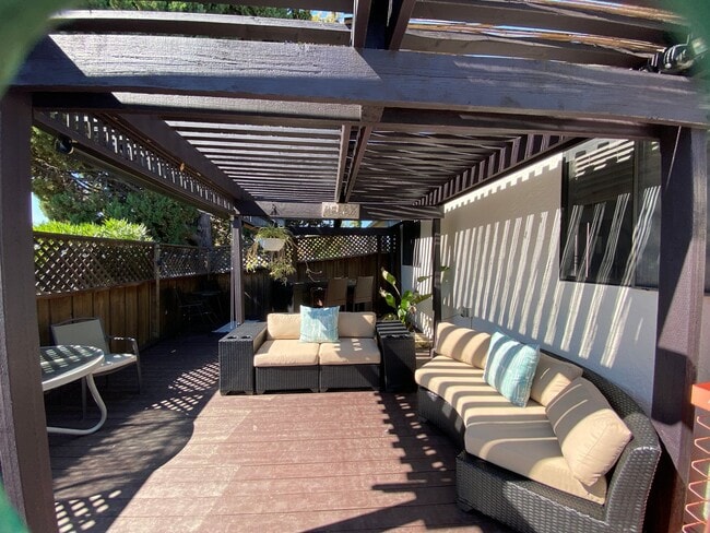 Building Photo - Stunning Home with Backyard Oasis with inground pool and spa