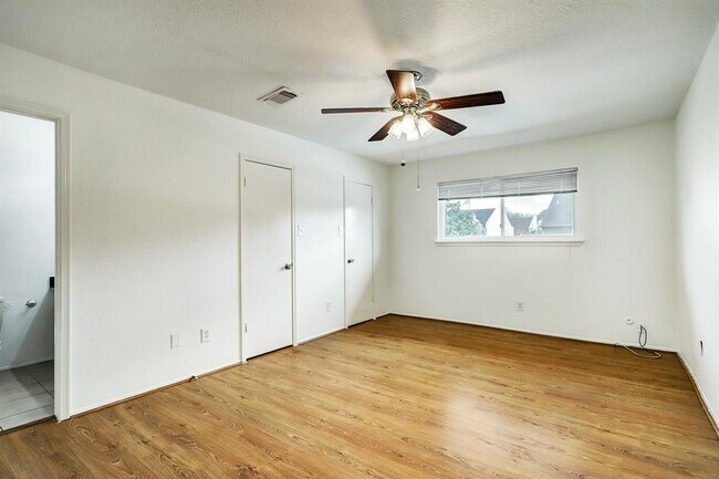 Building Photo - 2501 Bering Dr