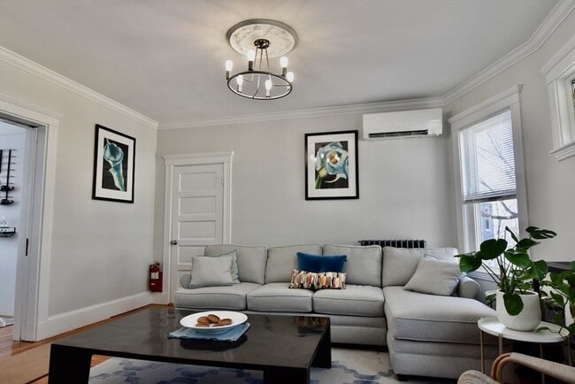 Building Photo - 14 Castlerock St