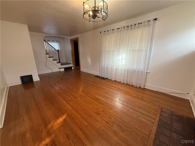 Building Photo - 115 Dorchester Ave