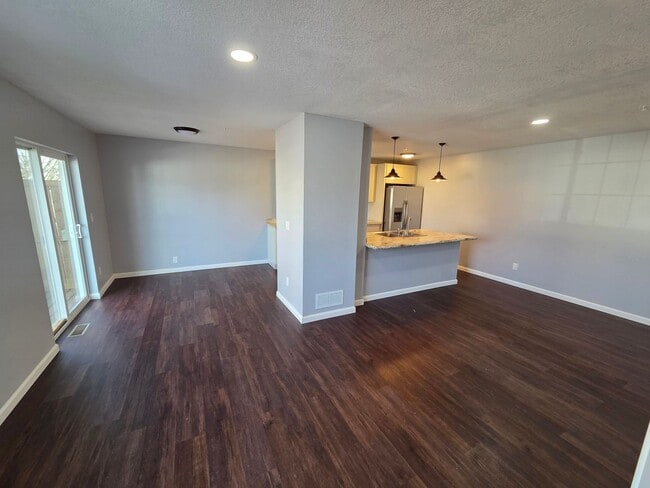 Building Photo - 4741 Welcome Ave N