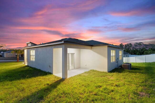 Building Photo - Deposit-Free! Modern, energy efficient hom...