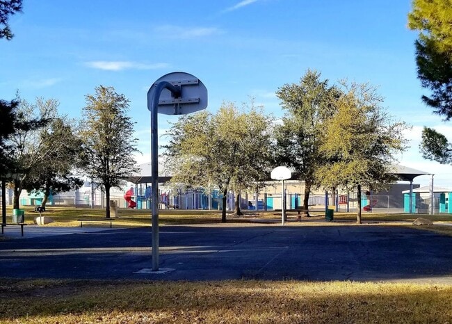 Building Photo - 6725 Trammel Ct