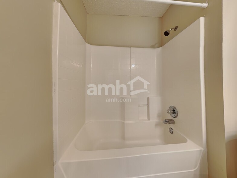 Building Photo - 96067 Waters Ct