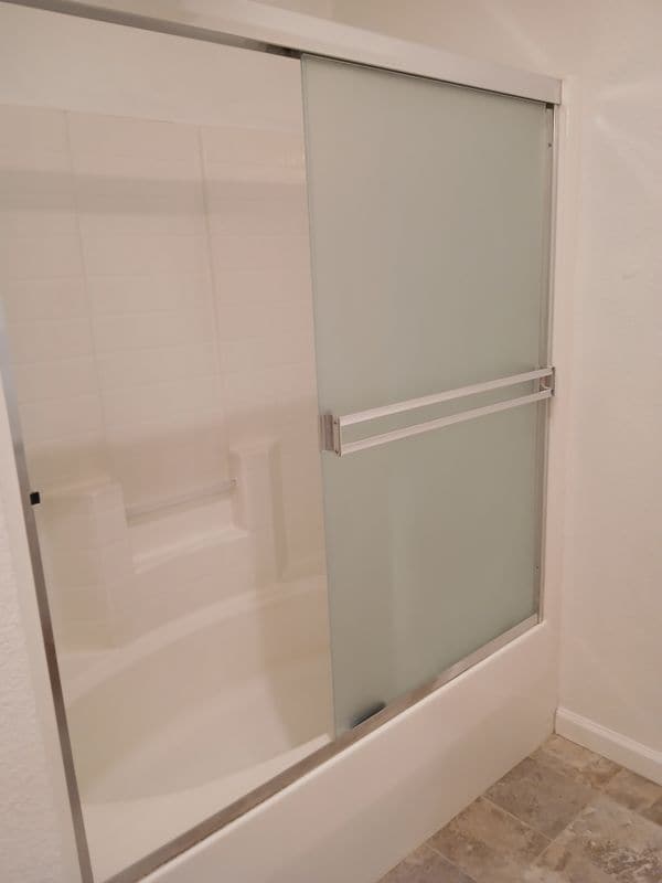 Building Photo - 3301 N Park Dr