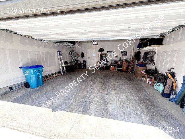 Building Photo - 539 Vicot Wy