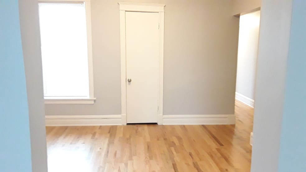 Dining Room - 6321 S Drexel Ave