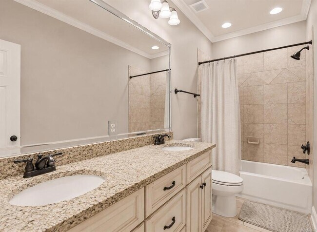 Building Photo - 509 Southern Hills Dr