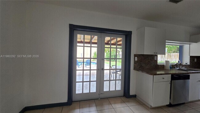 Building Photo - 2100 N 62nd Ave