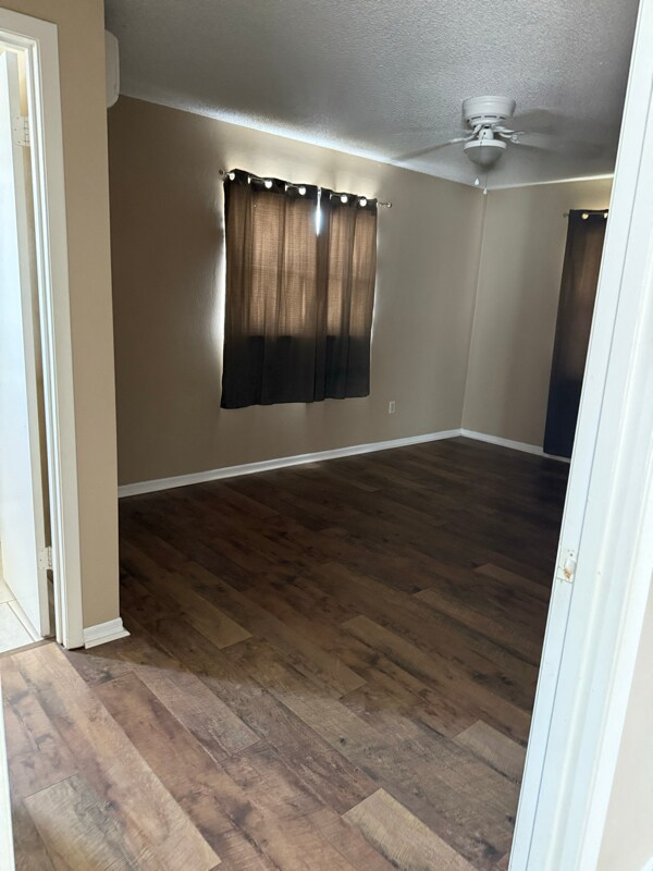 Building Photo - 509 Tyler Ave