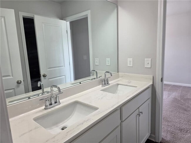 Building Photo - 76 Honeydew Ln