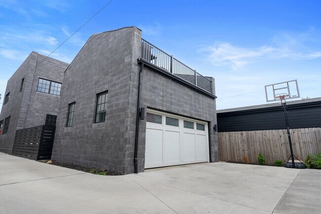 Building Photo - The Greenwood Getaway