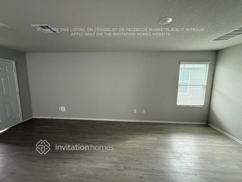 Building Photo - 14539 Southton Pond