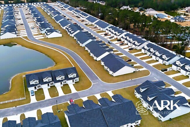 Building Photo - 1168 Walker Point Way