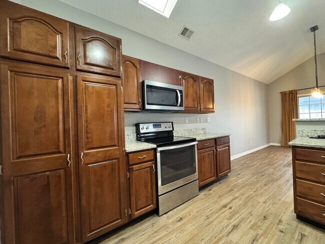 Building Photo - 4228 Hampton Ridge