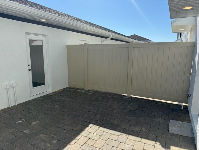 Building Photo - 619 Pothos St