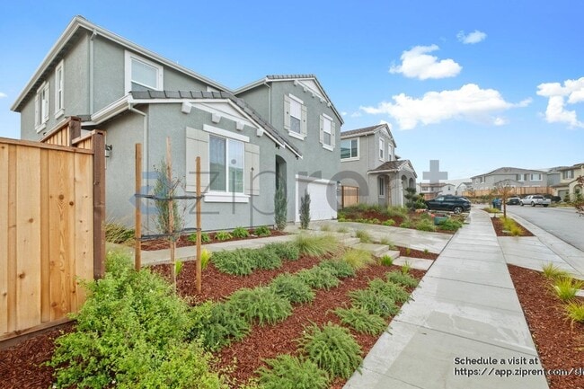 Building Photo - 5694 Loray Ln