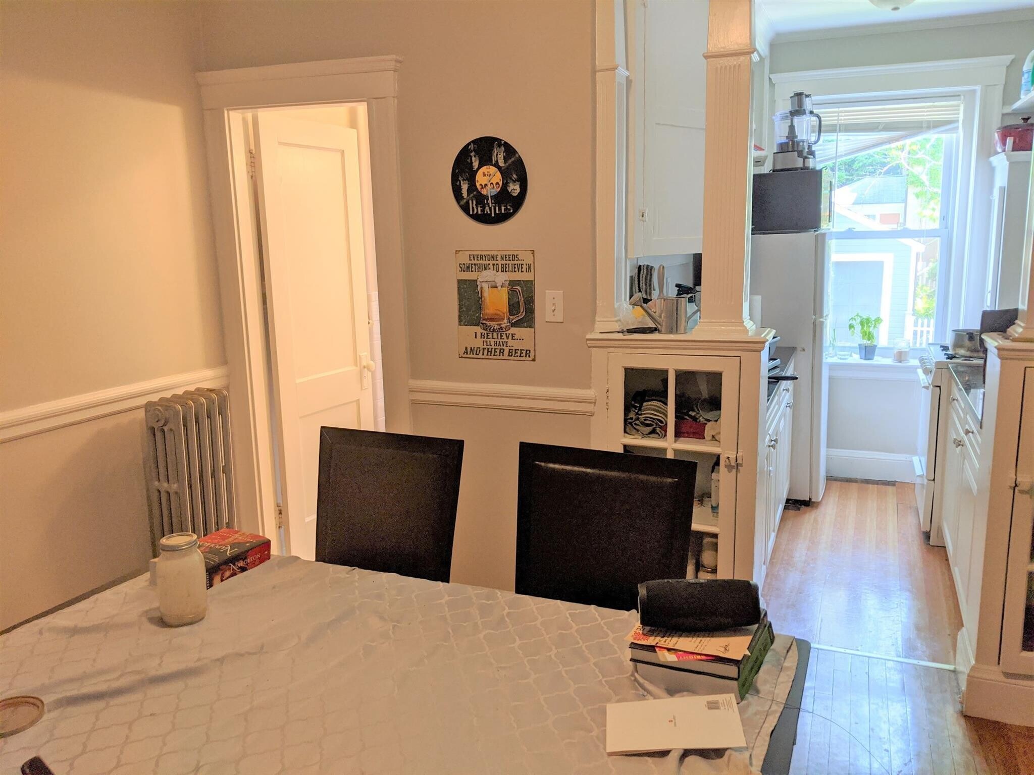 Building Photo - 1 Gray St