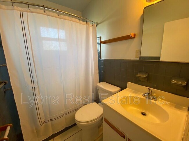 Building Photo - 394 N Spring Lake Blvd NW