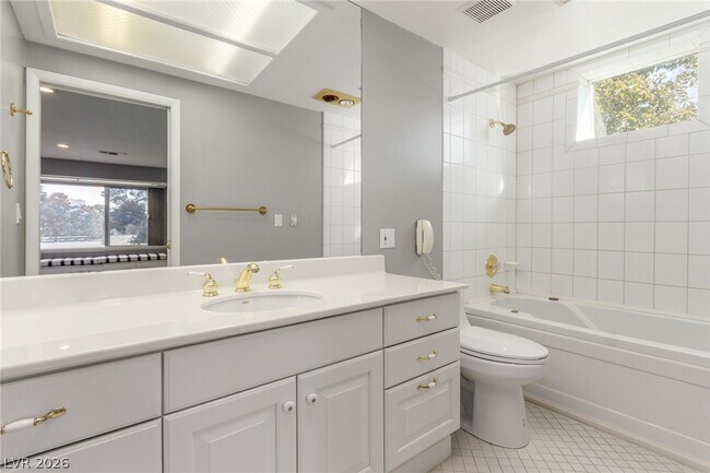 Building Photo - 754 Vegas Valley Dr