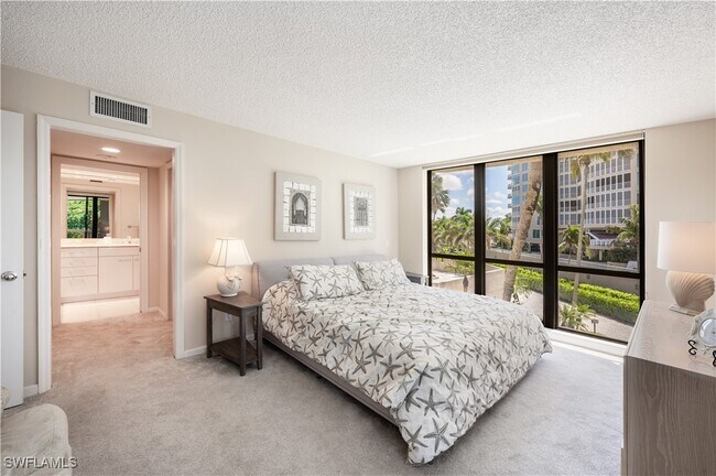 Building Photo - 4551 Gulf Shore Blvd N