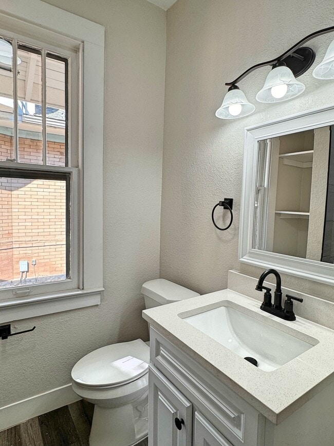 Building Photo - 3250 Meade St