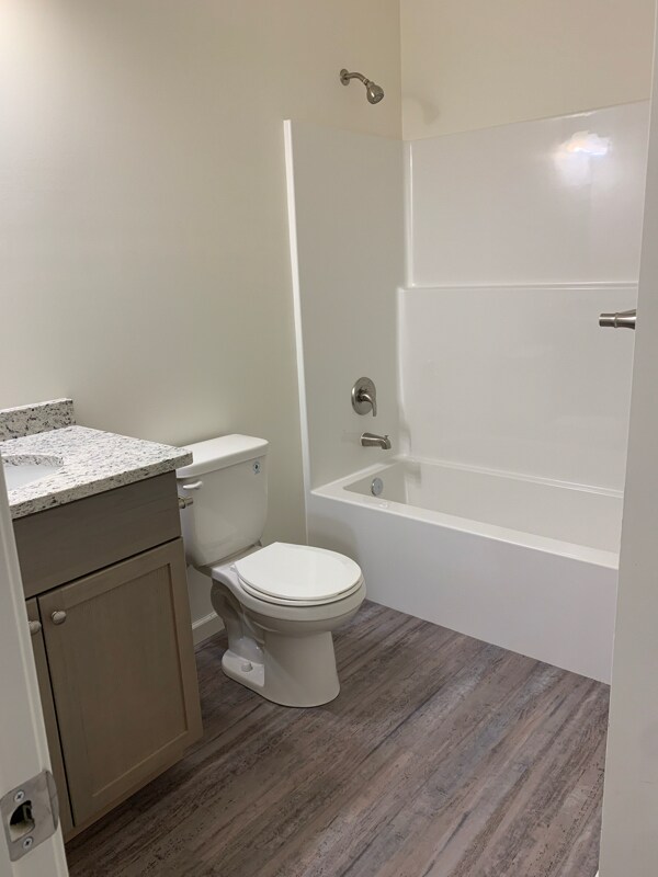 Building Photo - 456 Westside Dr, Unit 3