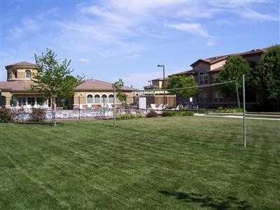 Building Photo - 1900 Danbrook Dr