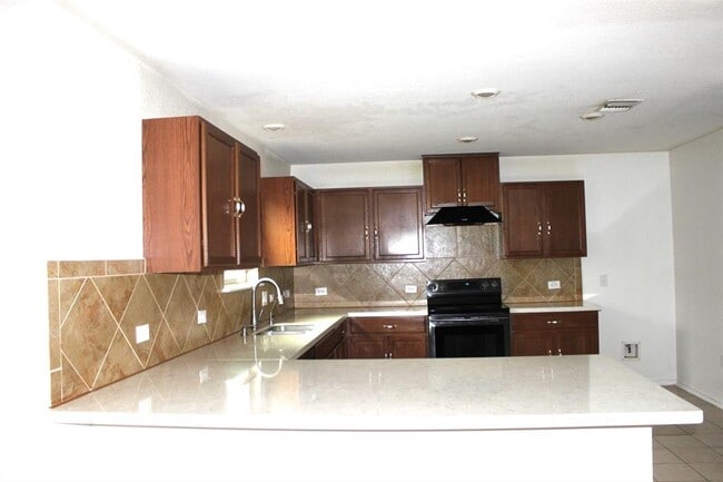 Building Photo - 11052 Kirkoswald Rd