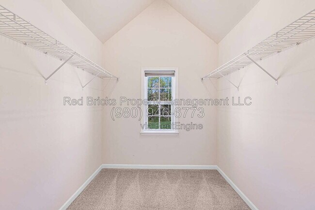 Building Photo - 13022 Oakhaven Glen Ln