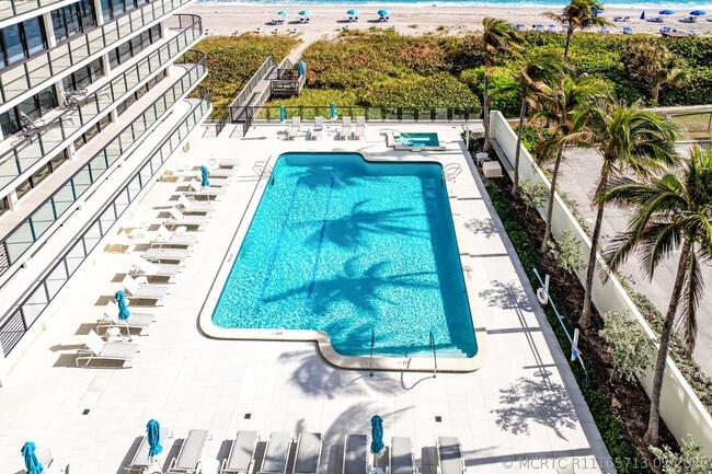 Building Photo - 2727 S Ocean Blvd