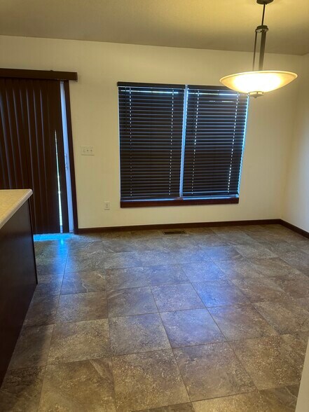 Building Photo - 1256 Nicholas Ln