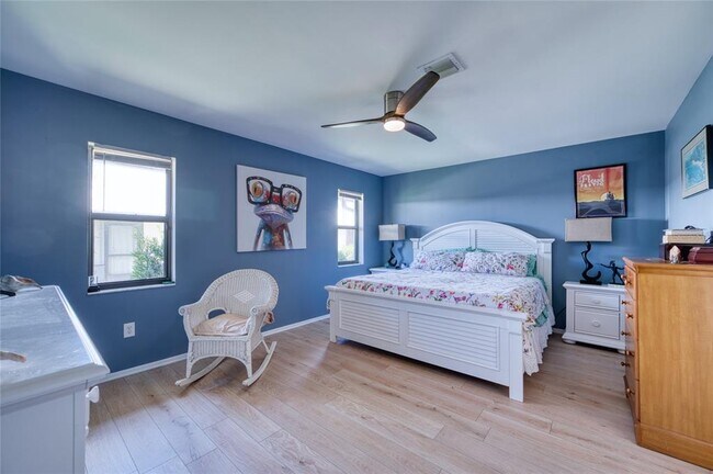 Building Photo - 76 Sandstone Cir