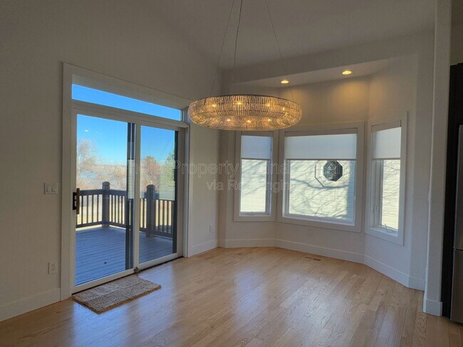 Building Photo - 14973 W 32nd Dr