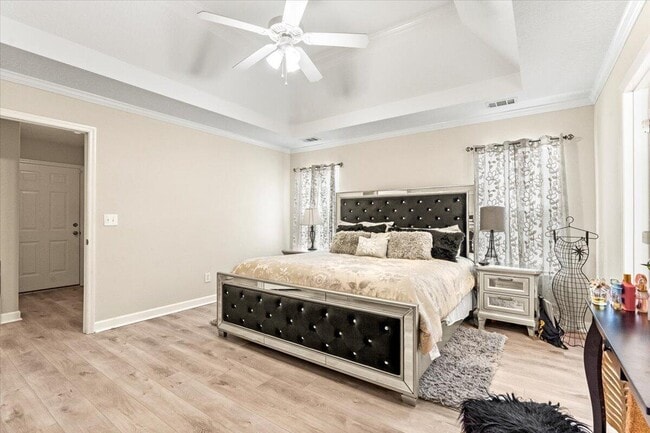 Building Photo - 676 Ventana Dr