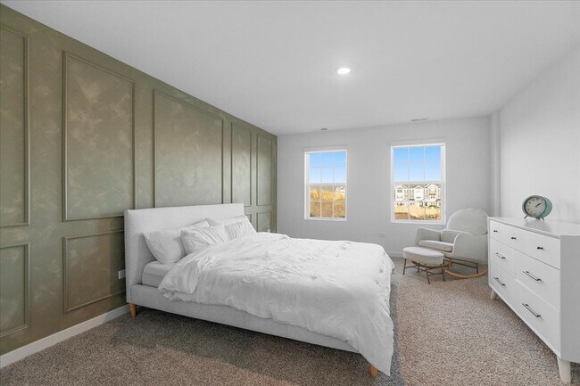 Building Photo - 271 Charlestowne Lakes Dr