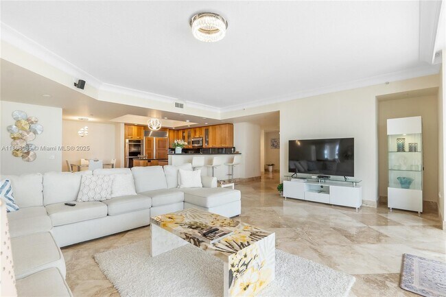 Building Photo - 1460 S Ocean Blvd