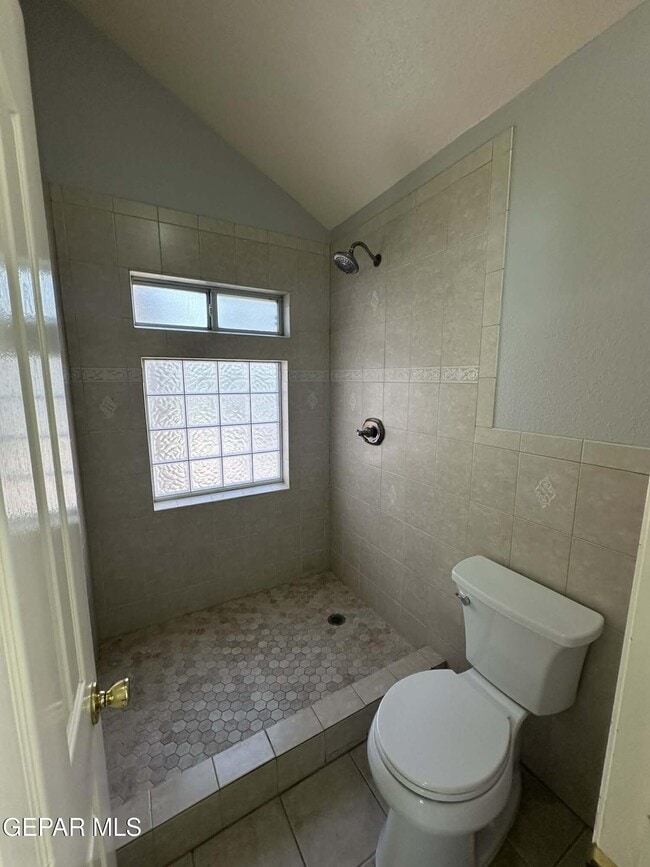 Building Photo - 1449 Sara Danielle Pl