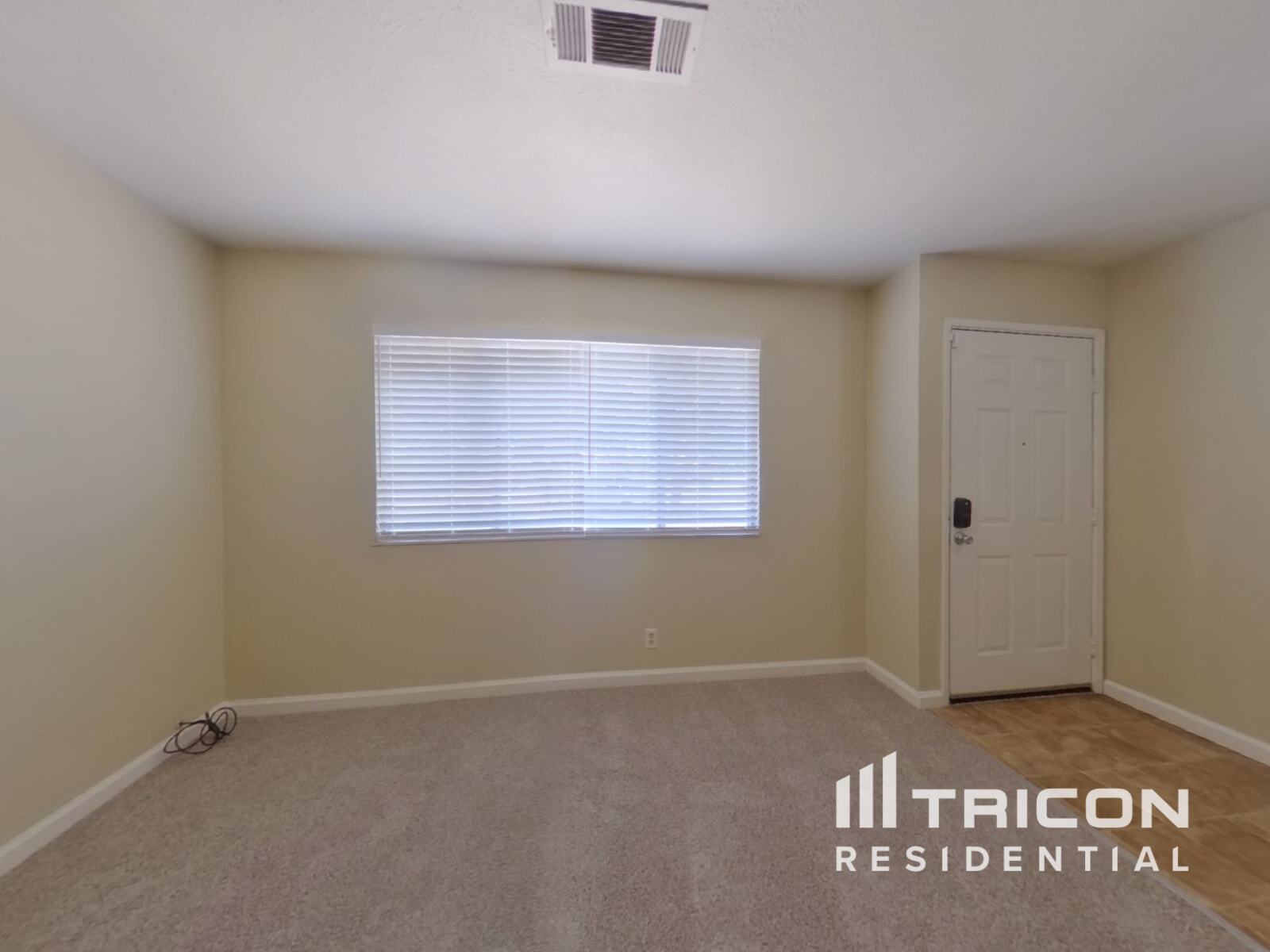 Building Photo - 831 Spoonbill Ln