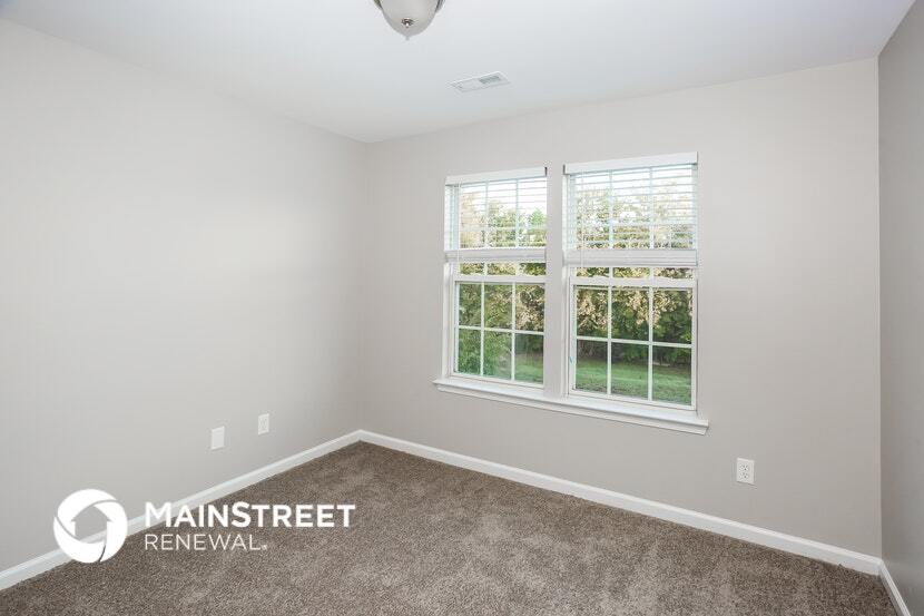 Building Photo - 3115 Hawick Commons Dr