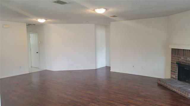 Building Photo - 3705 Mariner St