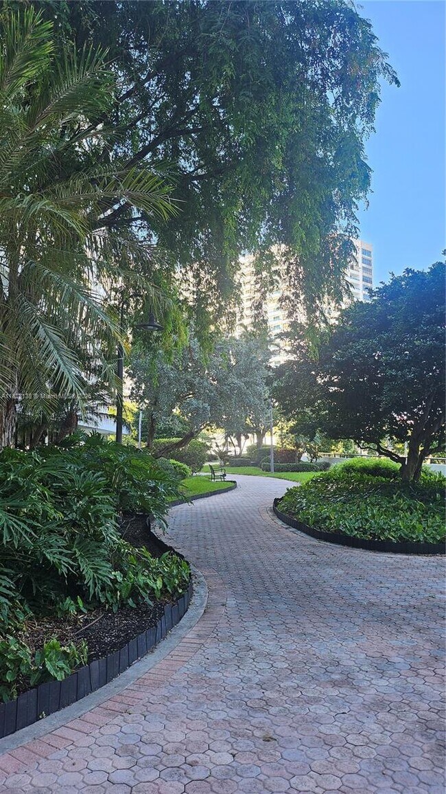 Building Photo - 500 Three Islands Boulevard