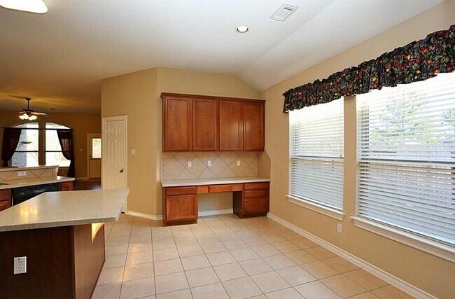 Building Photo - 26102 Bent Meadow Ct