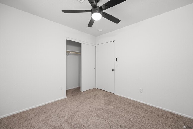 Building Photo - 3861 S Sol Dr