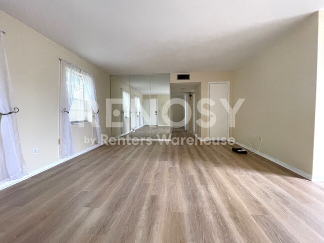 Building Photo - South Pasadena 2 Bed/2 Bath Condo near Stetson