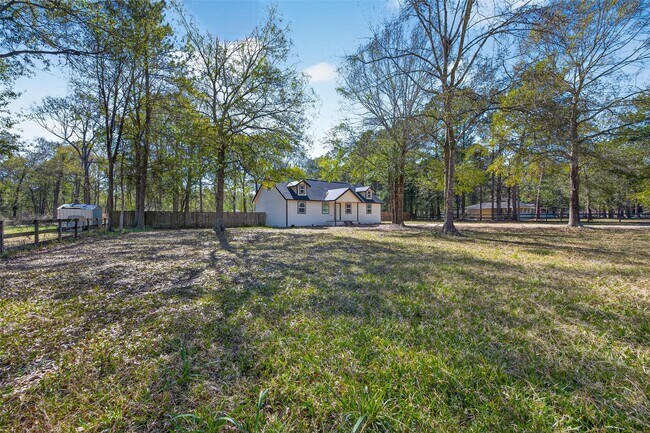 Building Photo - 170 Walter Dr