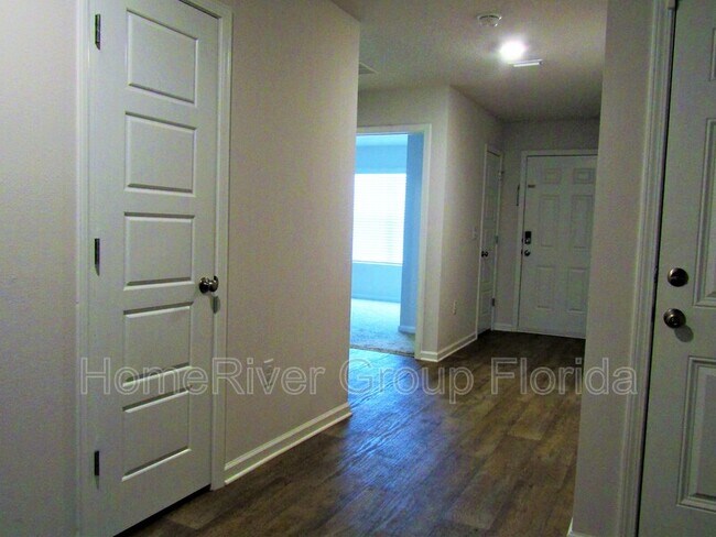 Building Photo - 2379 Kirkwood Dr